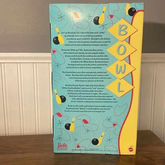 Bowling Champ Barbie - Picture 7 of 7